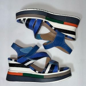 L’Artiste by Spring Step Leather Wedge Sandals Akokomo Python Embossed 38 EU